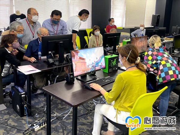 日本《堡垒之夜》老年职业队“黑熊”成立 平均69岁_wishdown.com