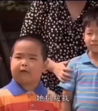 你为什么推人那小女孩是什么梗 你为什么推人那小女孩是什么意思