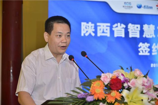 抖音蔡萝莉的爸爸是谁？